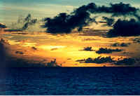 S_Barbados sunset 1.jpg (64813 bytes)
